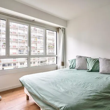 Guestready - Confortable Avec Terrasse Au 18e Appartamento *